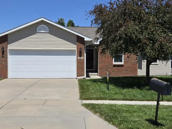 6410 Cornflower Dr, Lincoln, NE 68504