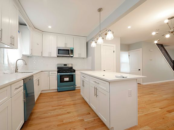 2nd image of 17210 144th Ave