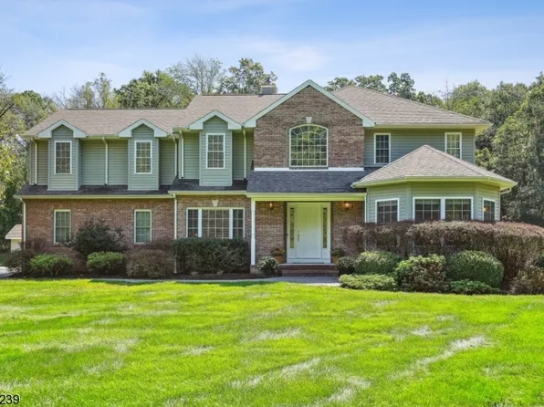 3 Valley Manor Dr, Sparta Twp., NJ 07871