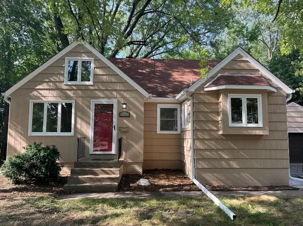 1993 9th St, White Bear Lake, MN 55110