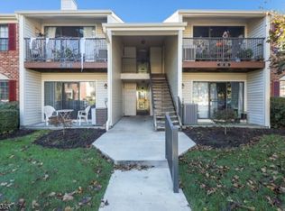 117 Woodward Ln, Basking Ridge, NJ 07920