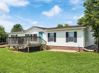 594 Governor Hall Rd, Castalian Springs, TN 37031