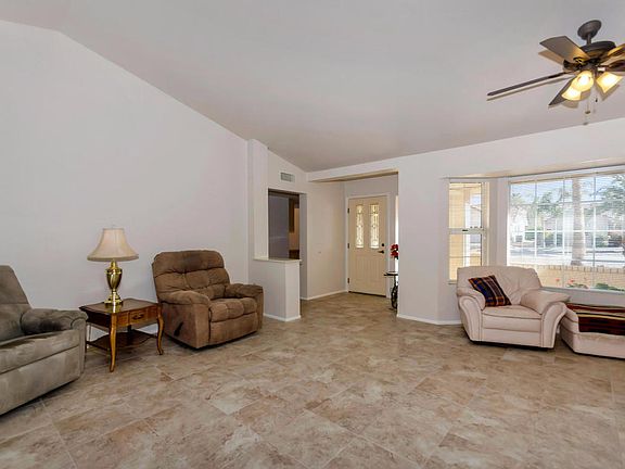 3rd image of 21608 N Yellowstone Ct
