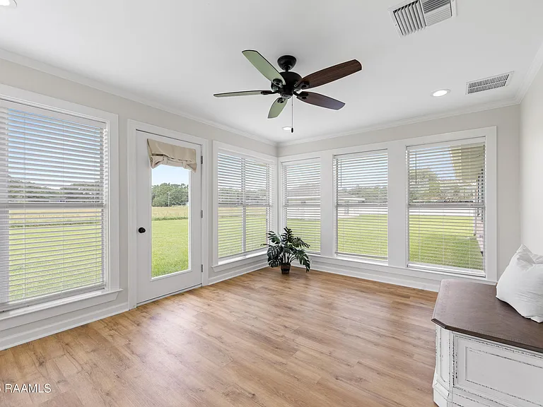 2508 Ferris Rd — Photo 14
