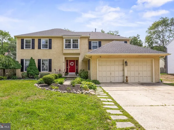 26 Sheffield Ln, Mount Laurel, NJ 08054