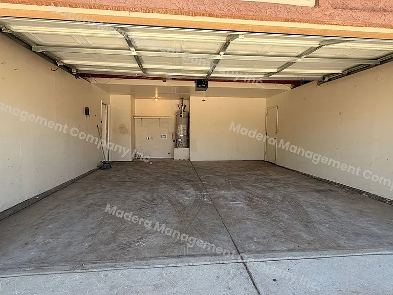 636 Macadamia Ave — Photo 28