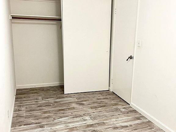 5th image of 303 Chiquita Ave APT 5