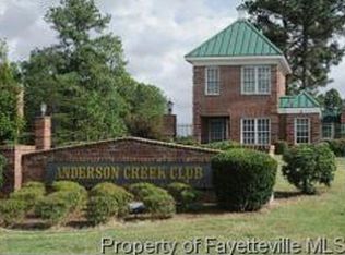 108 Spring Pond Ln, Spring Lake, NC 28390