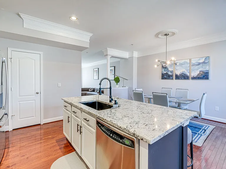 14806 Hardcastle St — Photo 11