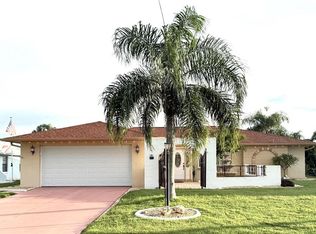 627 Fort Duquesna Dr, Sun City Center, FL 33573