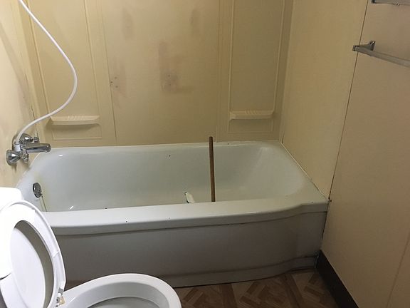 2nd image of 432 Clark St