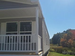 12 Stage Coach Cir, Londonderry, NH 03053