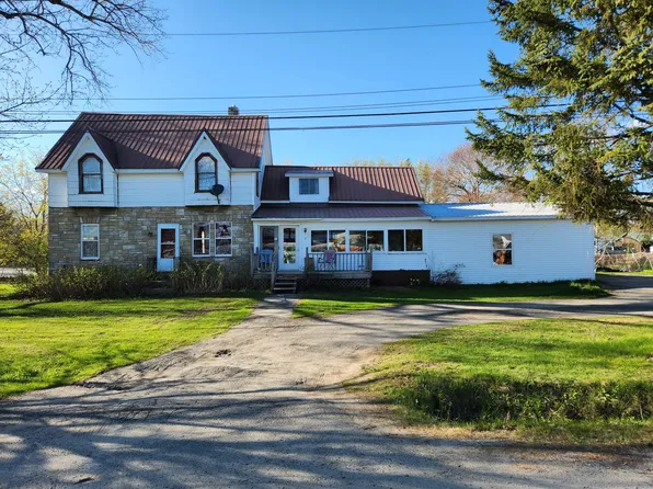 4 Emmett Street, Enfield, ME 04493