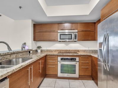 2681 N Flamingo Road #1904S, Sunrise, FL, 33323