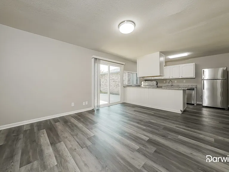 5517 N Colony Blvd — Photo 3