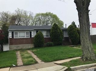 178 Boundary Ave, Massapequa, NY 11758