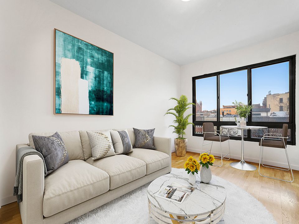 1st image of 500 4th Ave APT 4I