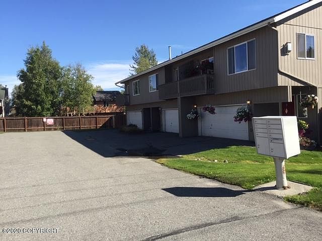 2nd image of 8835 Arlene St