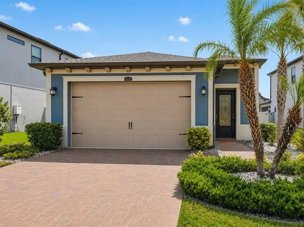 4711 San Martino Dr, Wesley Chapel, FL 33543