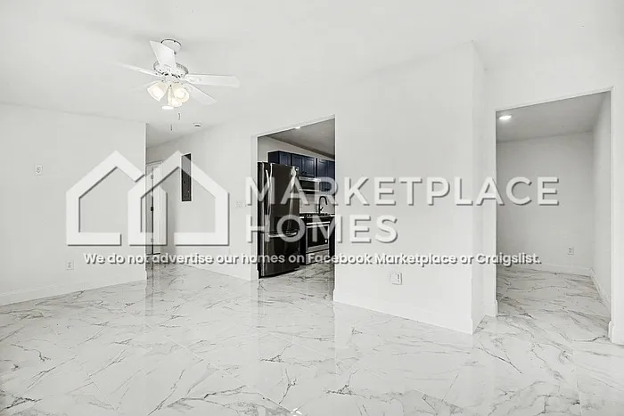 408 Bassedena Cir N — Photo 6
