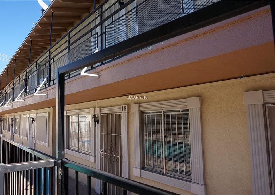 2nd image of 501 S Maryland Pkwy APT B16
