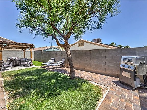 2nd image of 5116 Jewel Canyon Dr