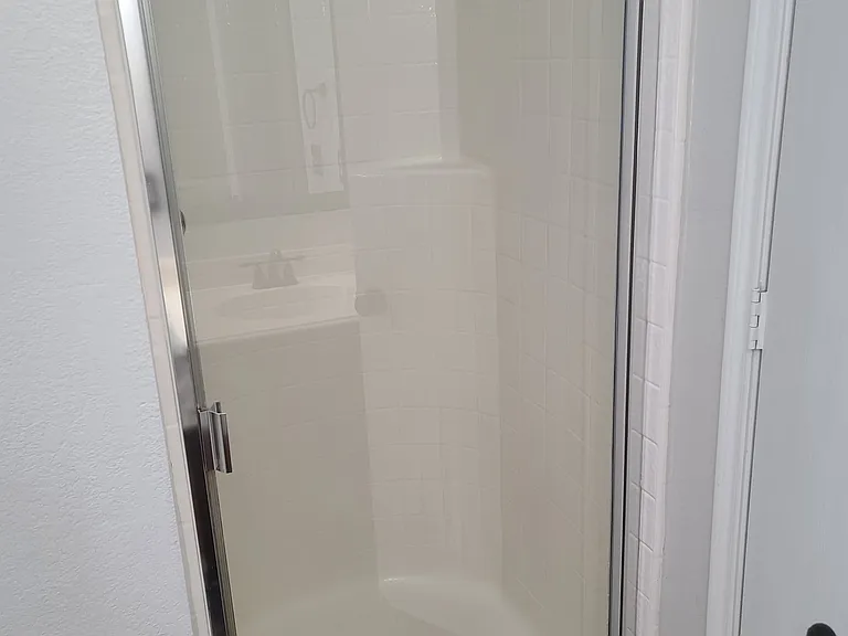 305 Lake Wichita Dr — Photo 2