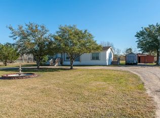 822 Childs Rd, Alvin, TX 77511