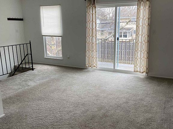 3rd image of 5142 Woodmark Dr
