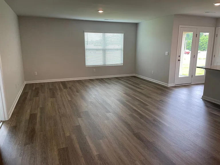 273 Ashland Dr SW — Photo 15