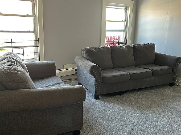 19025 Jamaica Ave #2 — Photo 5