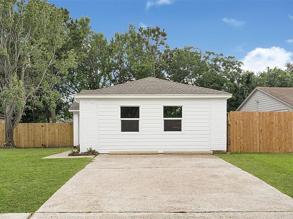 2nd image of 5314 Gayla Ln