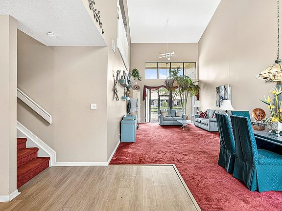 4th image of 5315 Monterey Circle #F