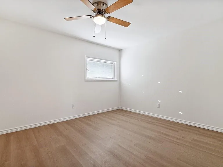 15641 Terrace Lawn Cir — Photo 17