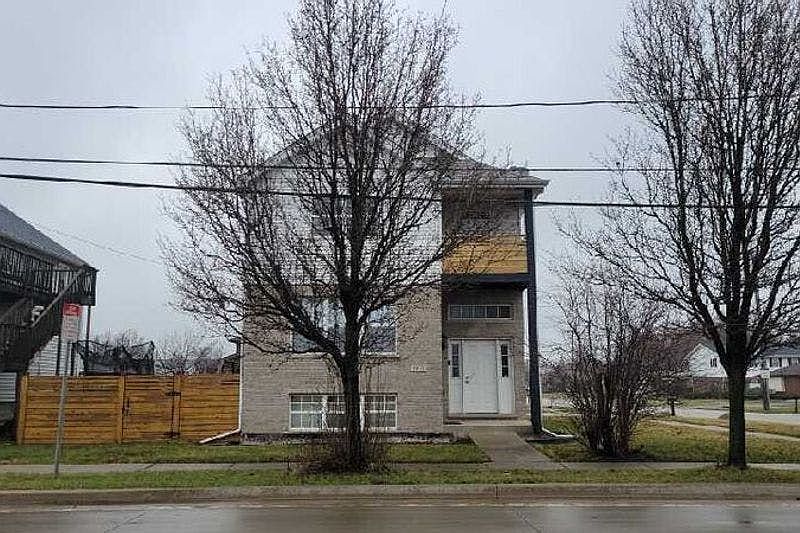 1st image of 1990 E 170th St