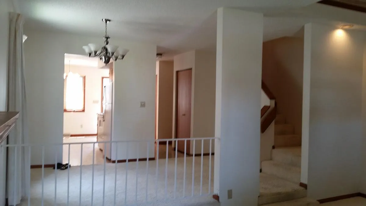 1001 Lori Lane — Photo 3