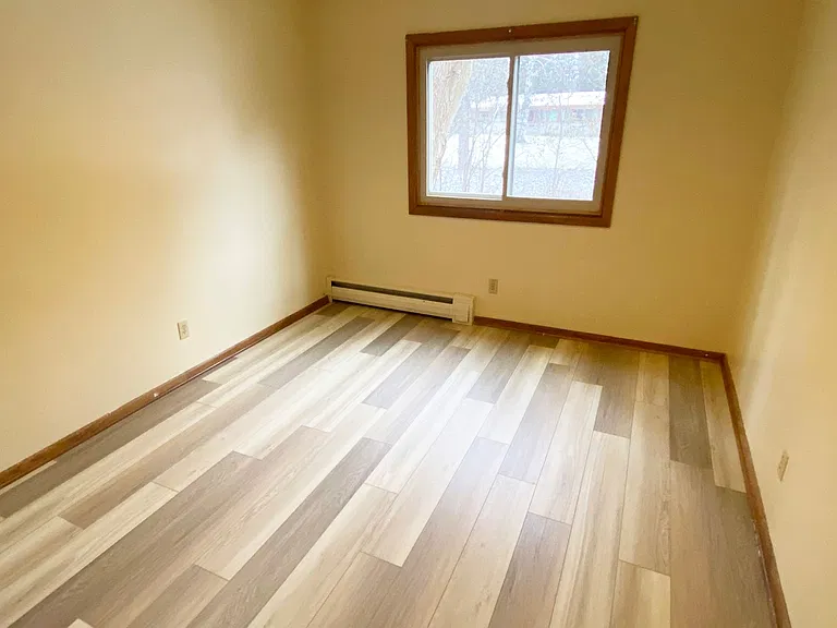 914 Grand Ave — Photo 12