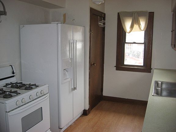 4th image of 528 N Briggs St