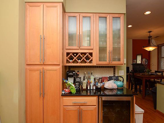4th image of 1720 W Augusta Blvd Unit 4
