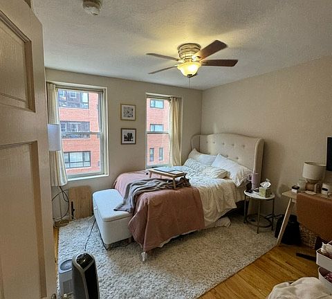 4th image of 149 Endicott St APT 3