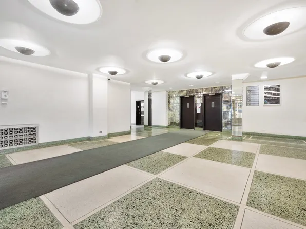 3130 Grand Concourse image 24 of 26