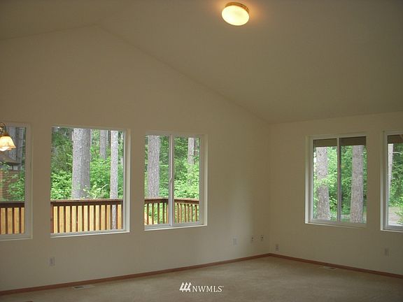3rd image of 21731 Clear Lake Boulevard SE