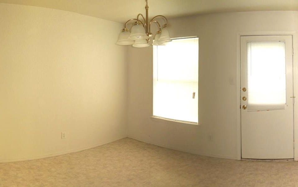 006_Dining Area_12132021