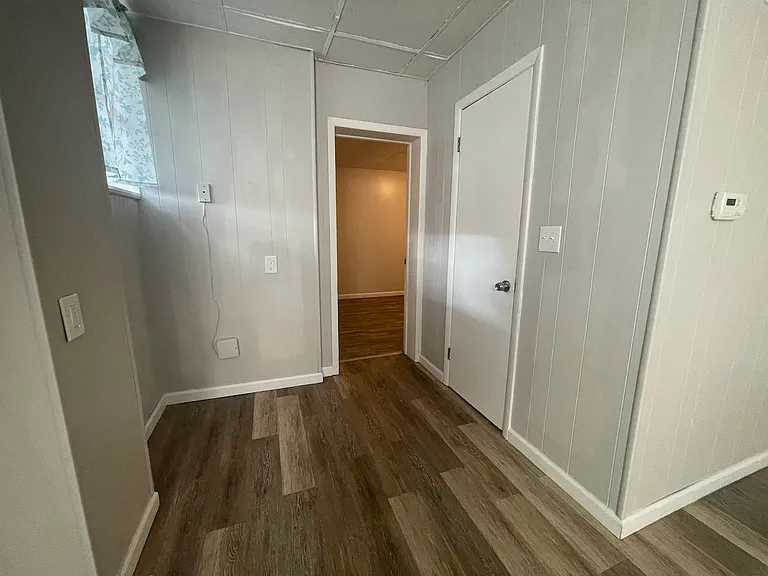201 Elyria St #5 — Photo 14