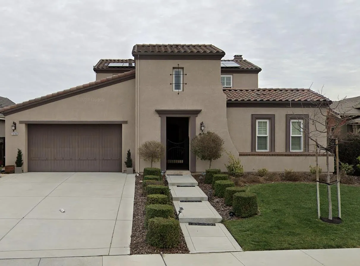 15140 La Alameda Dr photo 1