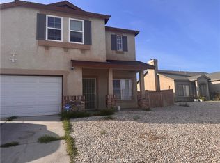 14807 Honeysuckle St, Victorville, CA 92394