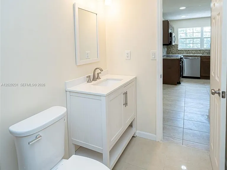 5613 Pierce St #1 — Photo 39
