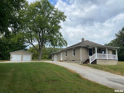 117 S Pershing Ave, Taylorville, IL, 62568