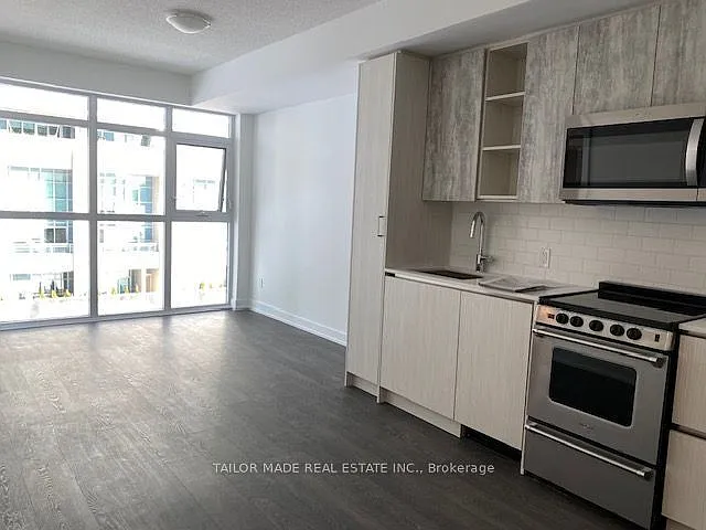 251 Manitoba St #312 — Photo 22