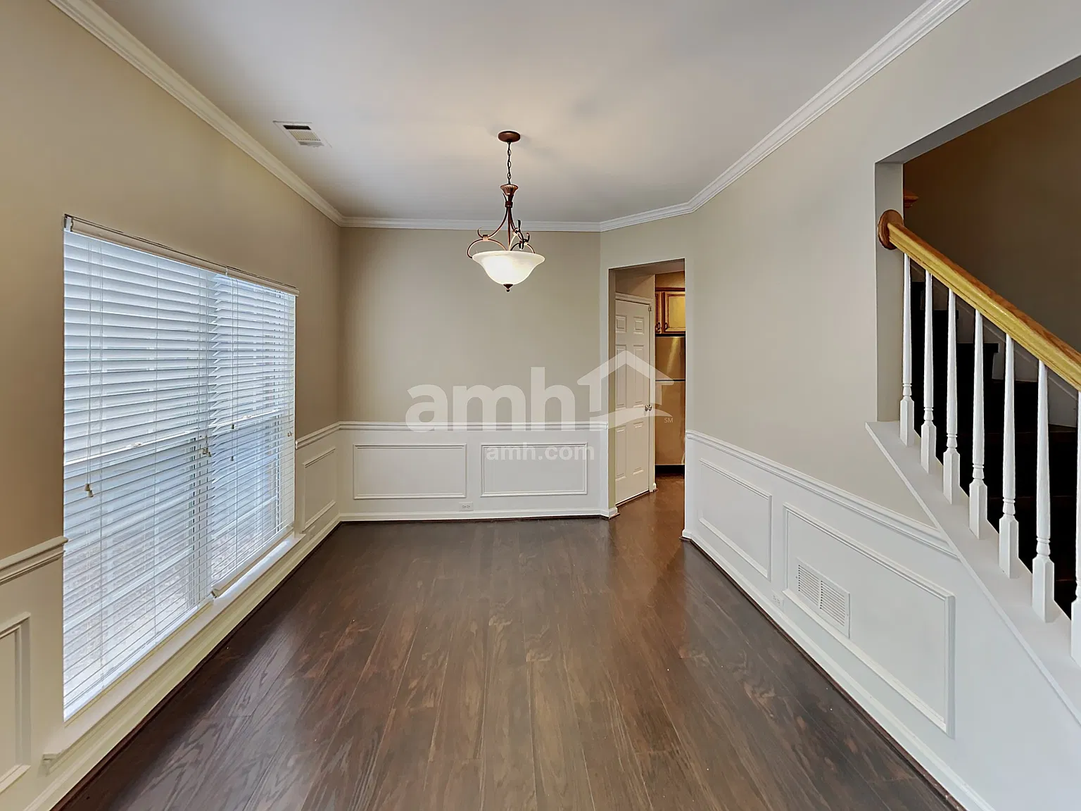 4 bed, 3.5 bath, 2950 sqft, $2,920 — Photo 4